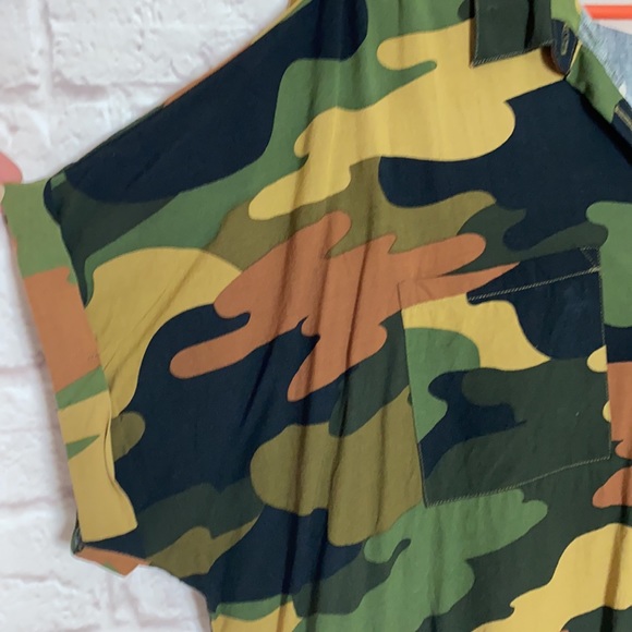 Camo top - Picture 4 of 5